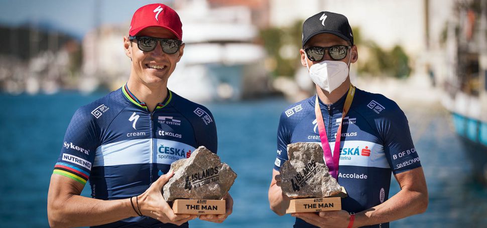 Jaroslav Kulhavý a Matouš Ulman jsou v pořadí šestými vítězi etapového závodu 4 Islands, Stoškův parťák Seewald s problémy...